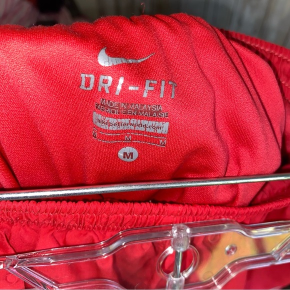 Nike Reddish Pink Tempo Shorts - Picture 4 of 4